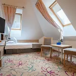 & Czarny Gron Aparthotel