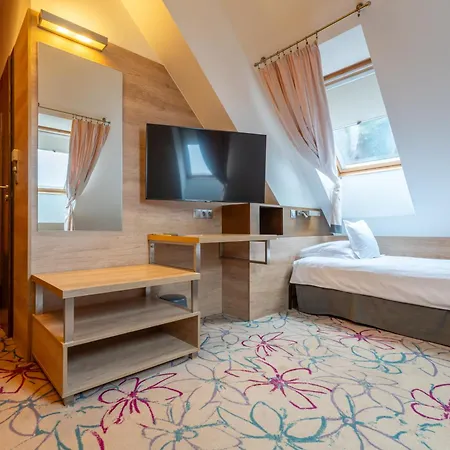 Hotel&spa Czarny Groń Hotel apartamentowy 4*