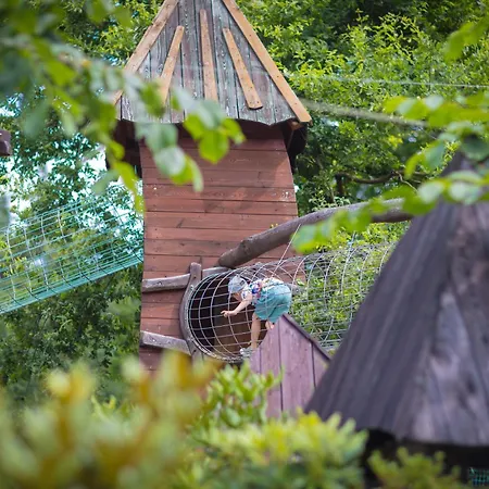 查埃恩格罗恩酒店及spa 公寓式酒店 4*