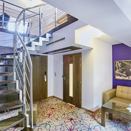 公寓式酒店 查埃恩格罗恩酒店及spa 日基