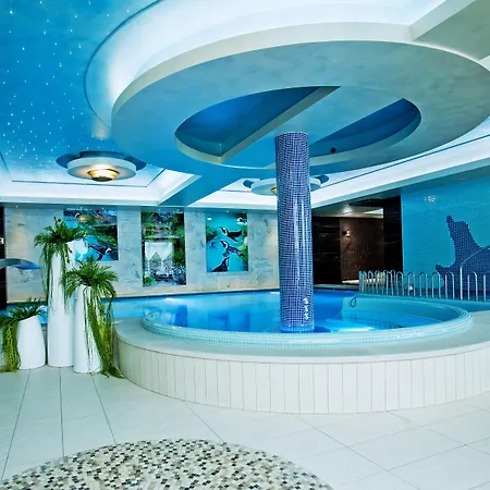 查埃恩格罗恩酒店及spa 公寓式酒店 4*