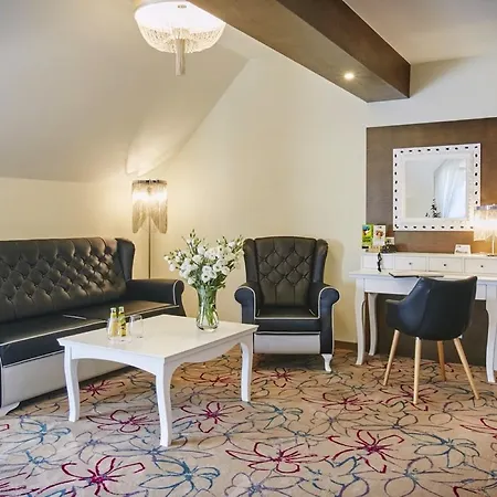 公寓式酒店 查埃恩格罗恩酒店及spa 4*