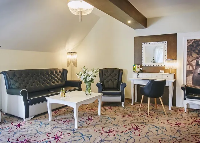 Aparthotel & Czarny Gron 4*